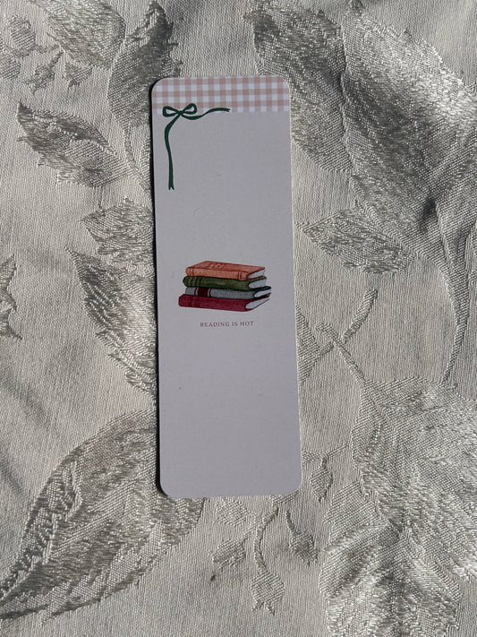 Reading is Hot bookmark