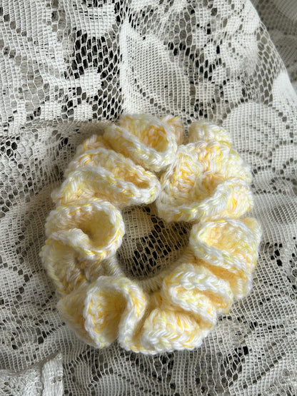 Ruffle scrunchie