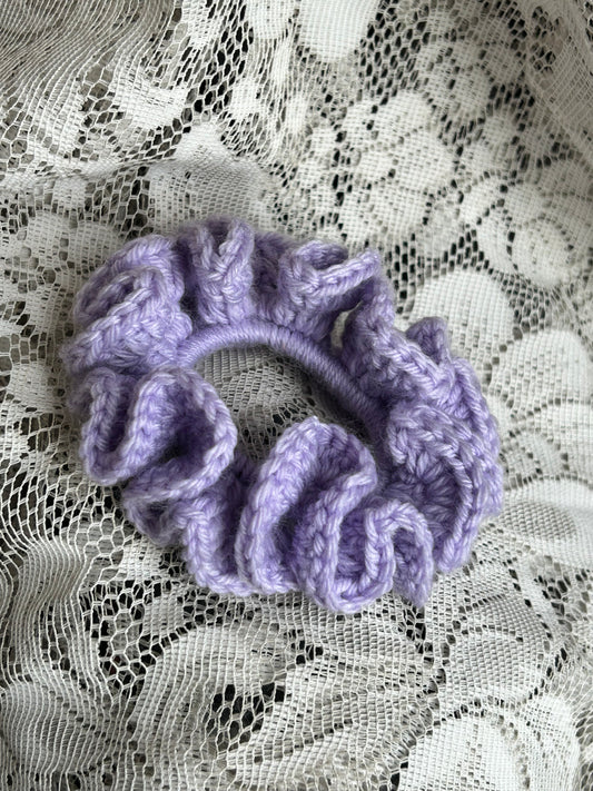 Ruffle scrunchie